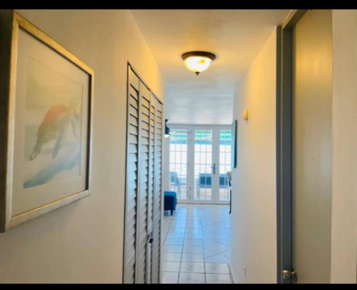 Oceanfront Condo In Лукильо Екстериор снимка